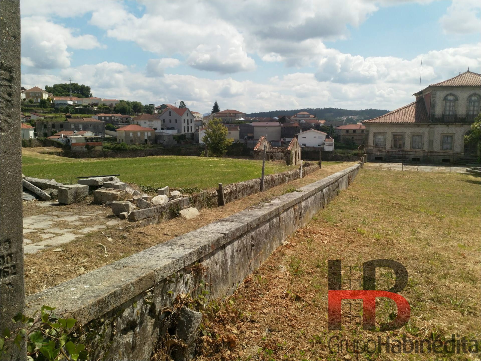Stand, Aveiro, Santa Maria da Feira / Sell / Upon request / Ref